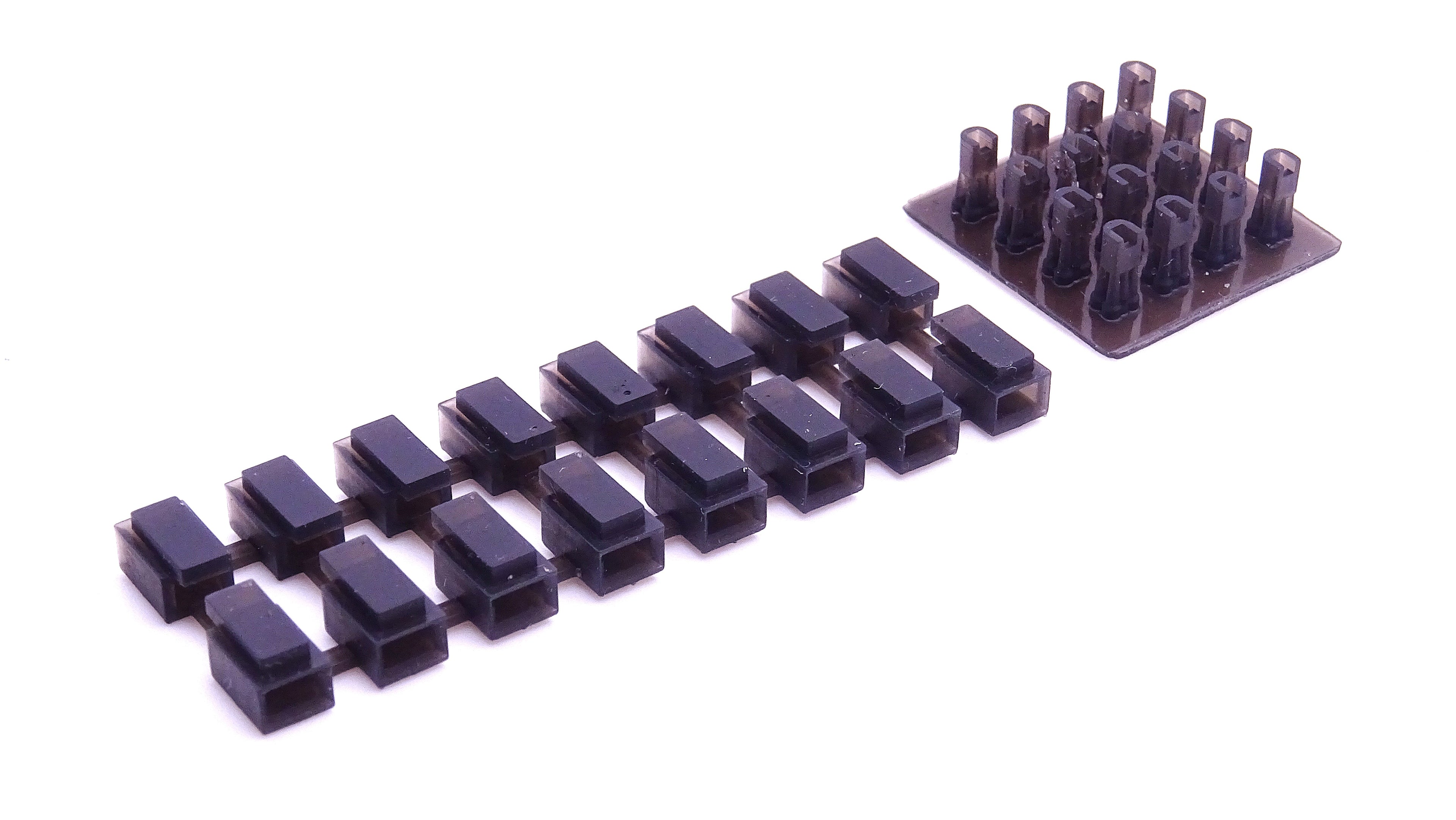 OO/4mm - Bachmann - MK1/MK2 NEM Right Height pockets