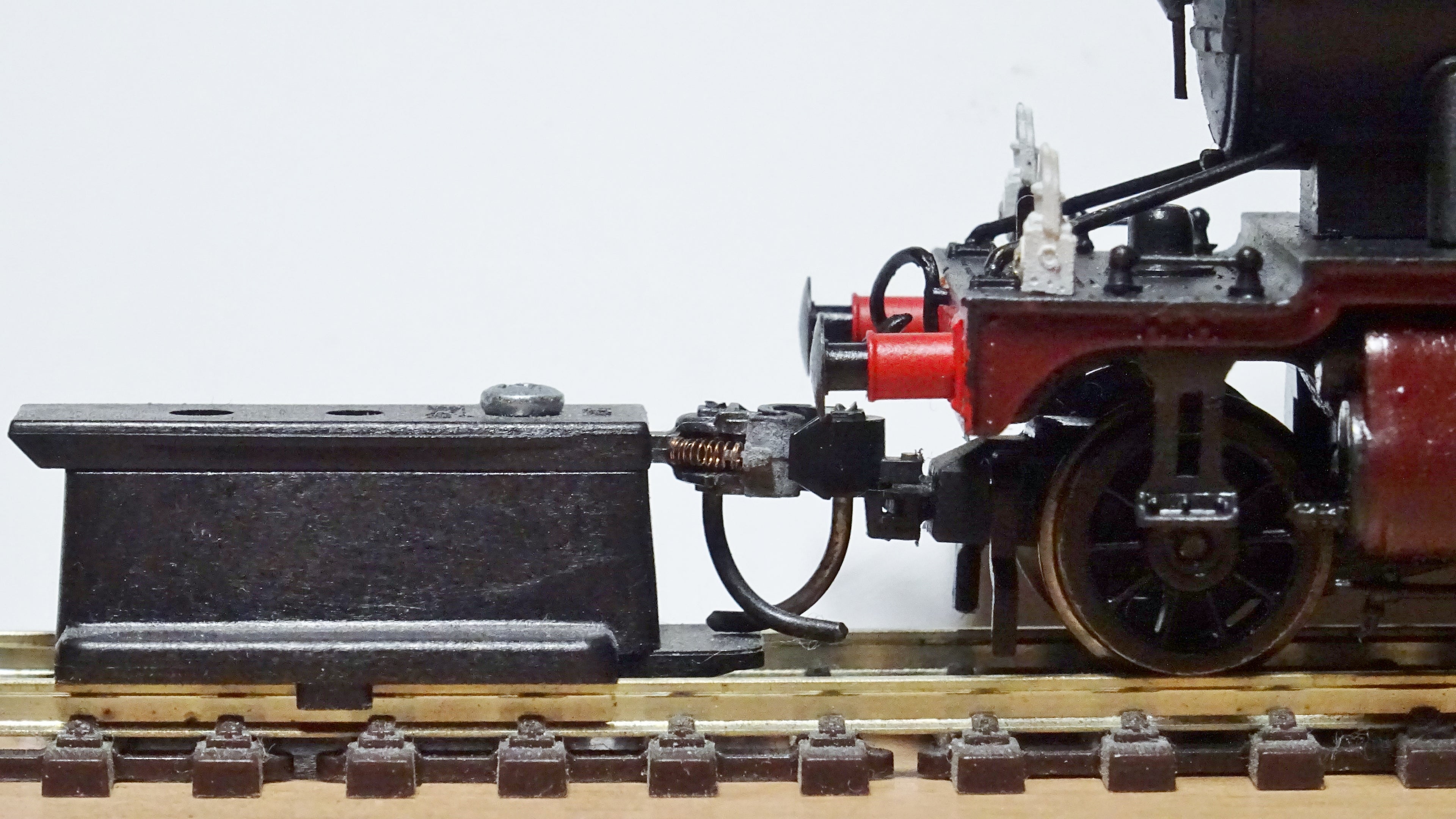 OO/4mm - Bachmann small Prairie, NEM Height range converter